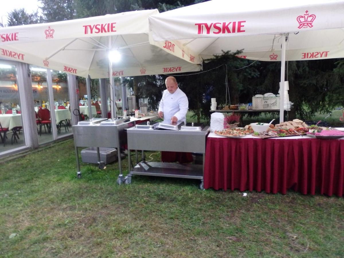 Gosciniec Borne Sulinowo - Byla Baza Wojskowa Hotel Ngoại thất bức ảnh