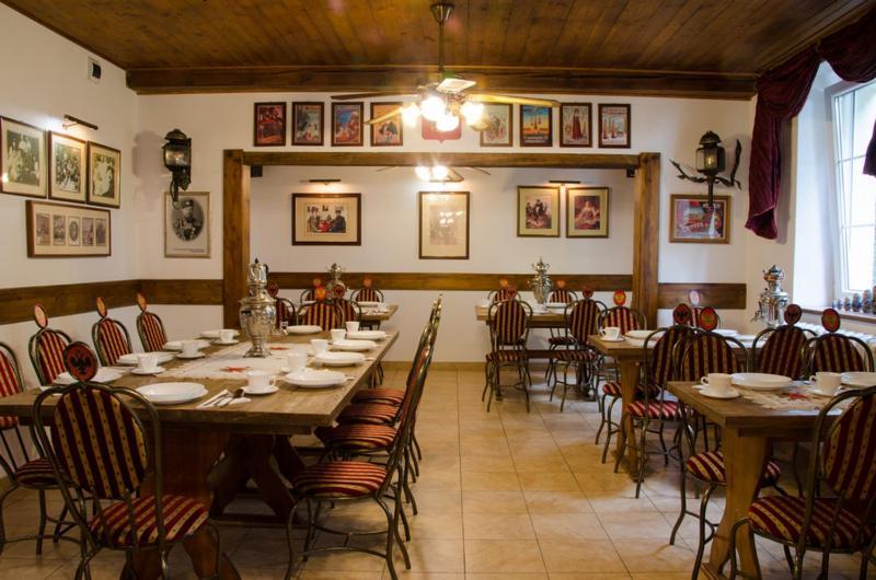 Gosciniec Borne Sulinowo - Byla Baza Wojskowa Hotel Ngoại thất bức ảnh